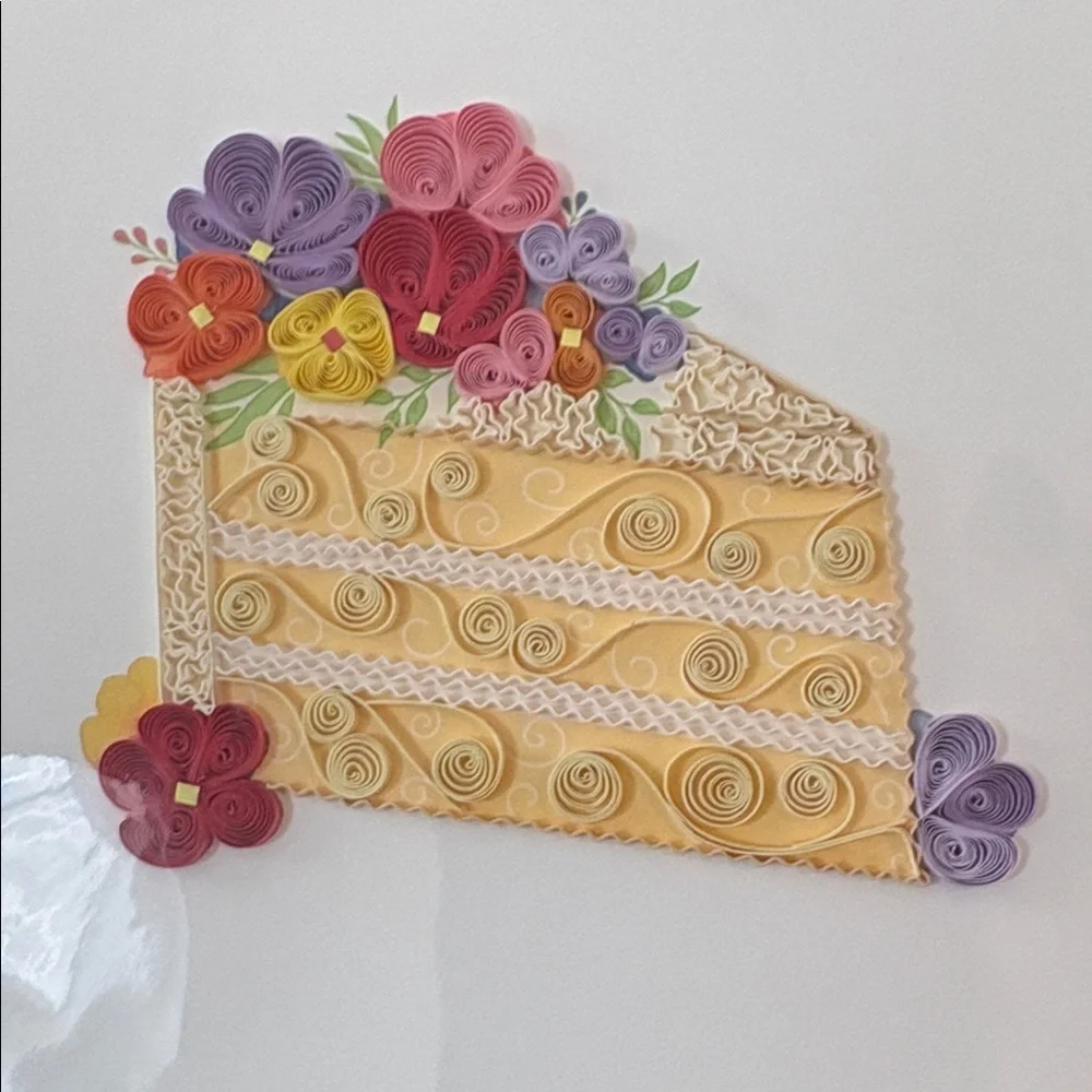 🆕Papyrus Recycled Curled Paper Birthday Greeting Card